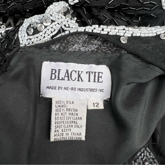 🎉🎉NEIMAN MARCUS BlackTie Silk Sequined Dress - Picture 8 of 10